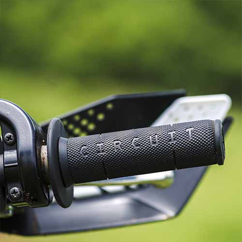 PUÑO IV NEGRO (JGO) CIRCUIT MA005-001