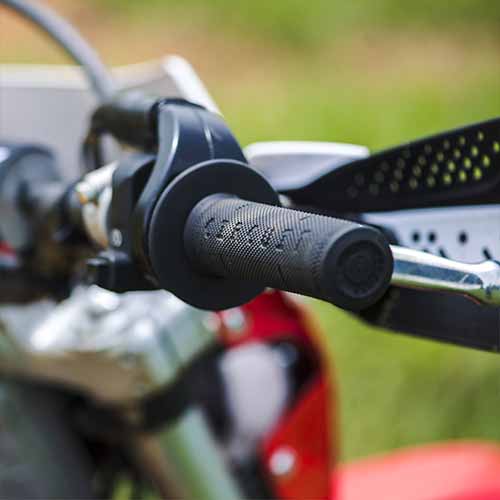 PUÑO IV NEGRO (JGO) CIRCUIT MA005-001