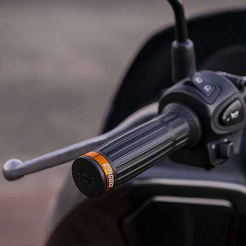 PUÑO CLASSIC NEGRO/DORADO (JGO) CIRCUIT MA014-21K