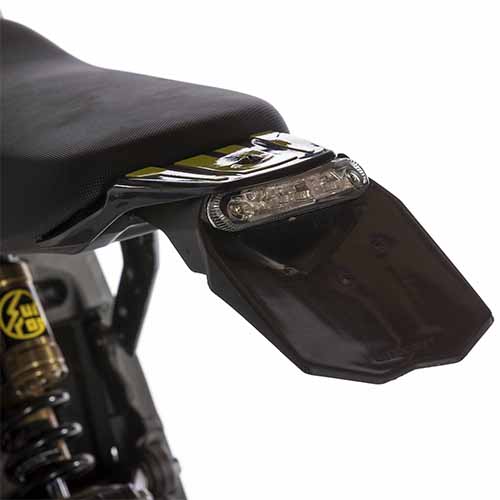 GUARDABARRO TRASERO UNIVERSAL MANTIS NEGRO/CRISTAL CIRCUIT PT003-21I