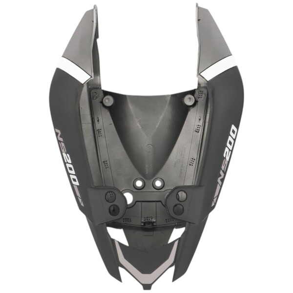 CACHA BAJO ASIENTO COMPLETA BAJAJ ROUSER NS200 (2024) GRIS MTC