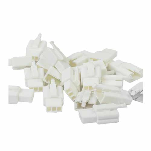 FICHA HEMBRA 3 TERMINALES PLASTICA VC (774)